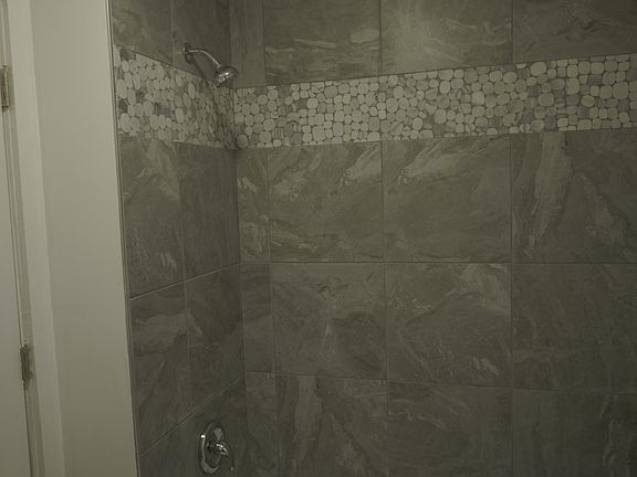 4th image of 109 Leicester Ct #3