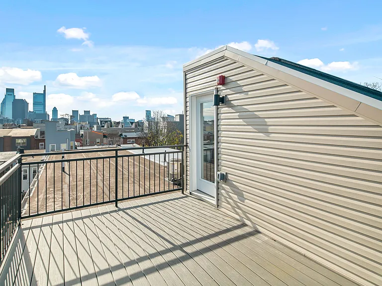 1924 W Girard Ave #3 — Photo 7