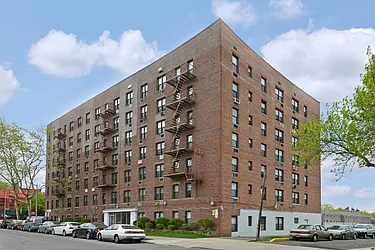 152-72 Melbourne Avenue, #2A