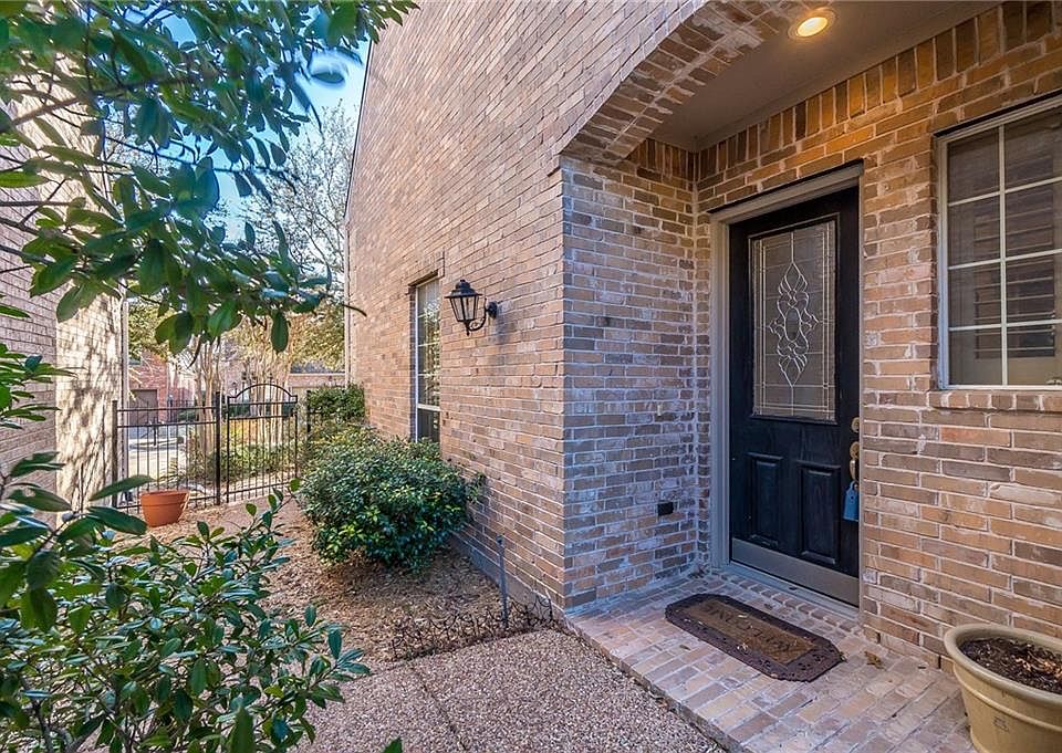 1st image of 2305 Canyon Creek Dr