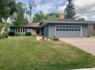 3543 Longfellow Rd N, Fargo, ND 58102