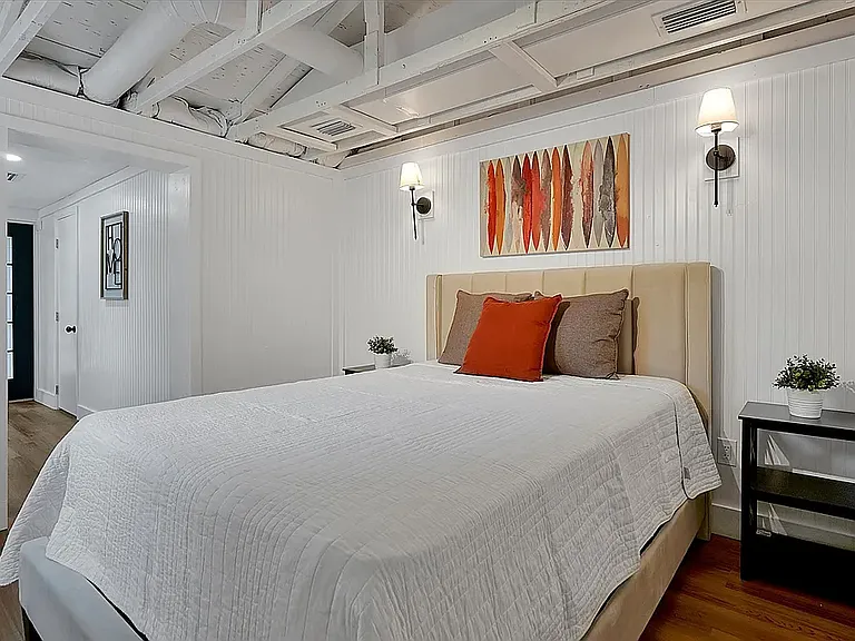 1711 White Ave #R — Photo 3