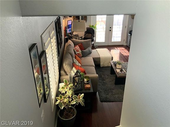 5th image of 9753 Sandybuck Ct