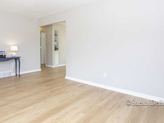 5th image of 423 56th St SE