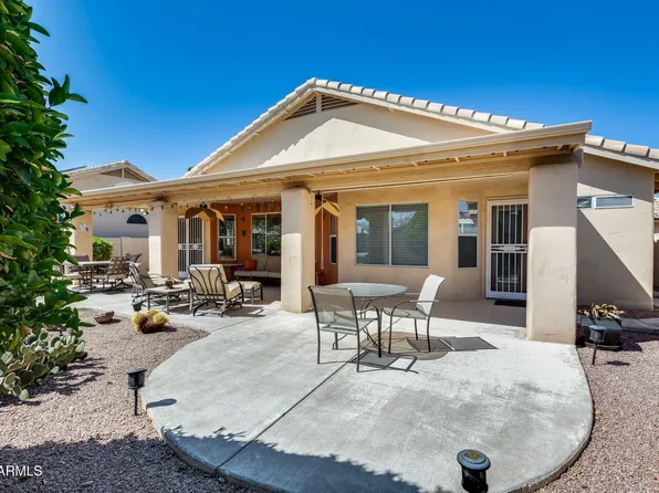 17741 N DESERT FLOWER Trail, Surprise, AZ 85374