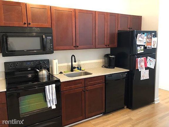 3rd image of 3301 Henry Ave #516