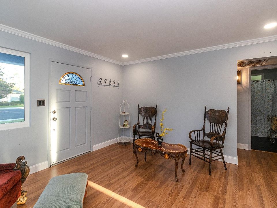 210 Woodworth Ave, Clovis, CA 93612 Zillow