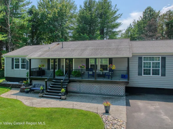 9 Wiley Swamp, Athens, NY 12015