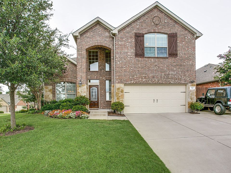 1st image of 701 Hardwood Dr
