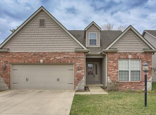 1909 Quail Run Dr, Mahomet, IL 61853