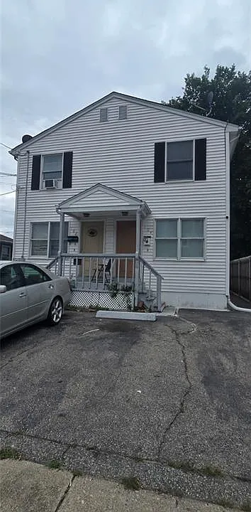 104 Sisson St