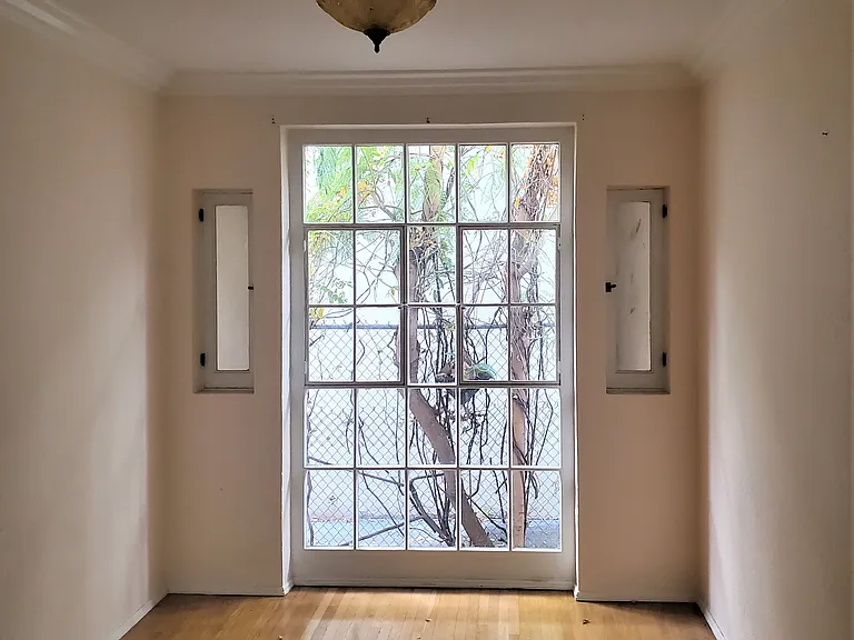 serene dining room
