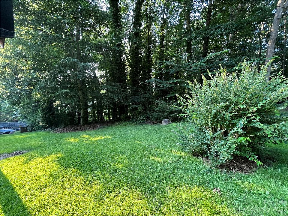 2nd image of 0 Birchwood Ct