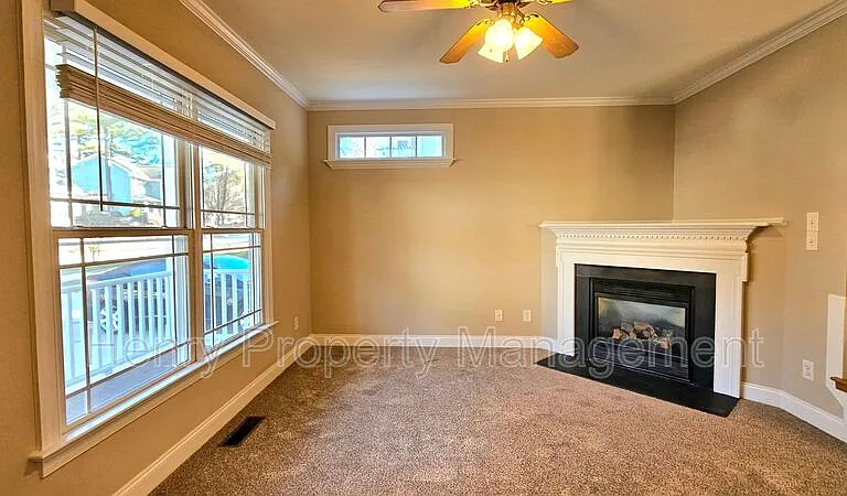 121 Rushing Wind Way — Photo 6