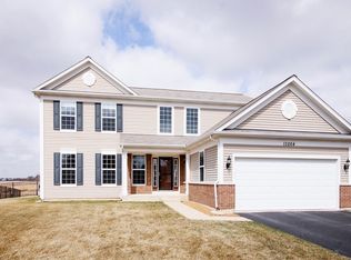 15264 W Sprucewood Dr, Lockport, IL 60441
