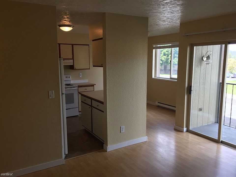 Lyons Ridge Apartments 40 E Pineridge Ct Spokane WA Zillow