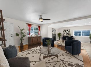 1375 Wesley Dr, Reno, NV 89503