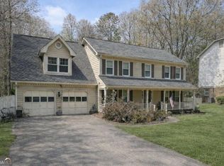 3246 Classic Dr, Snellville, GA