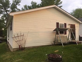 2nd image of 518 E 6th St