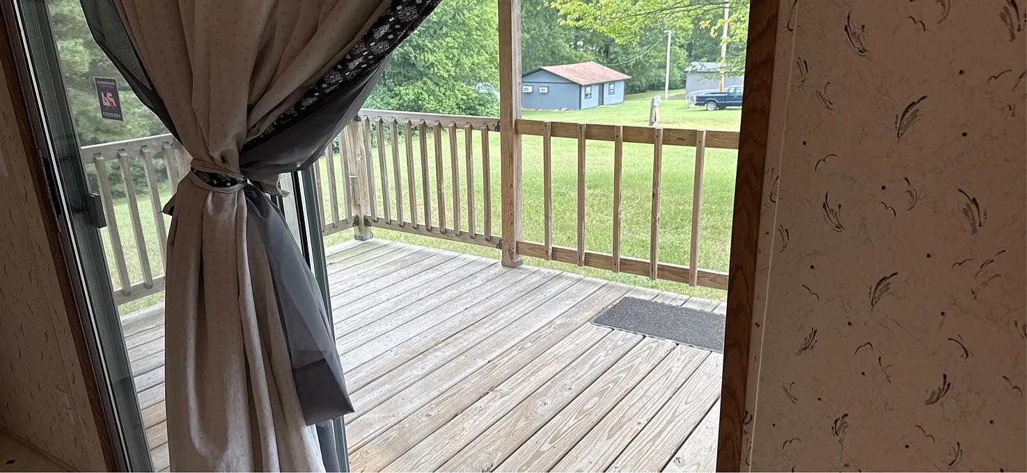 412 Schaal Road - 1 — Photo 3