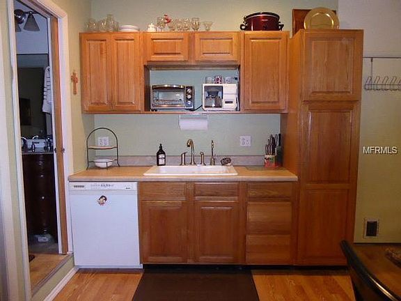 5th image of 5856 SE 53rd Ln