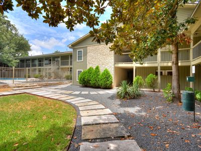 2303 E Side Dr APT 118, Austin, TX, 78704