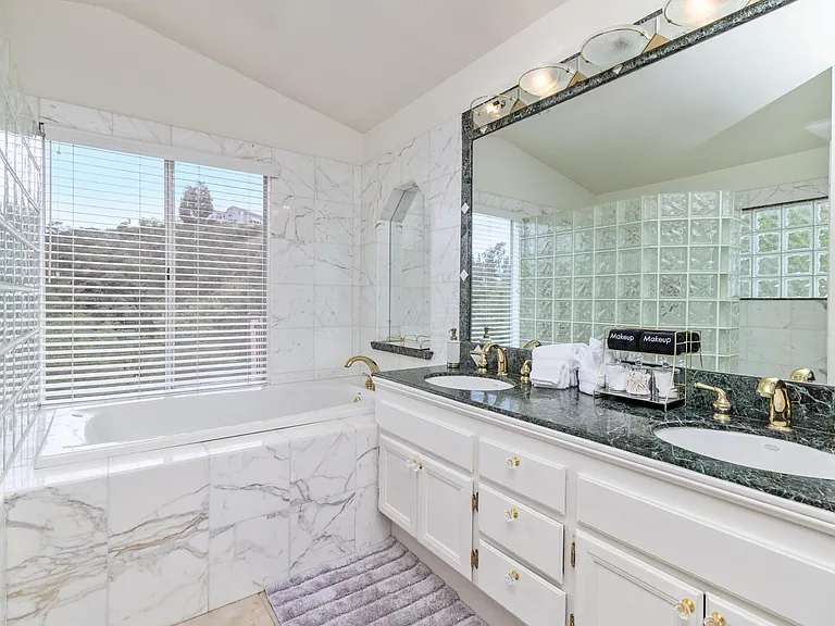1553 Green Oak Rd — Photo 23