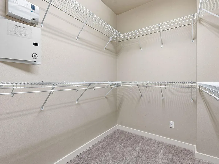 2911 Corbin Ln — Photo 33