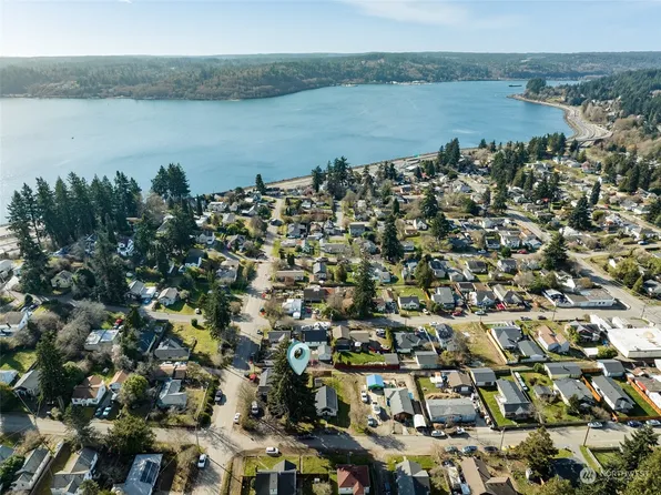 3701 W East St, Bremerton, WA 98312