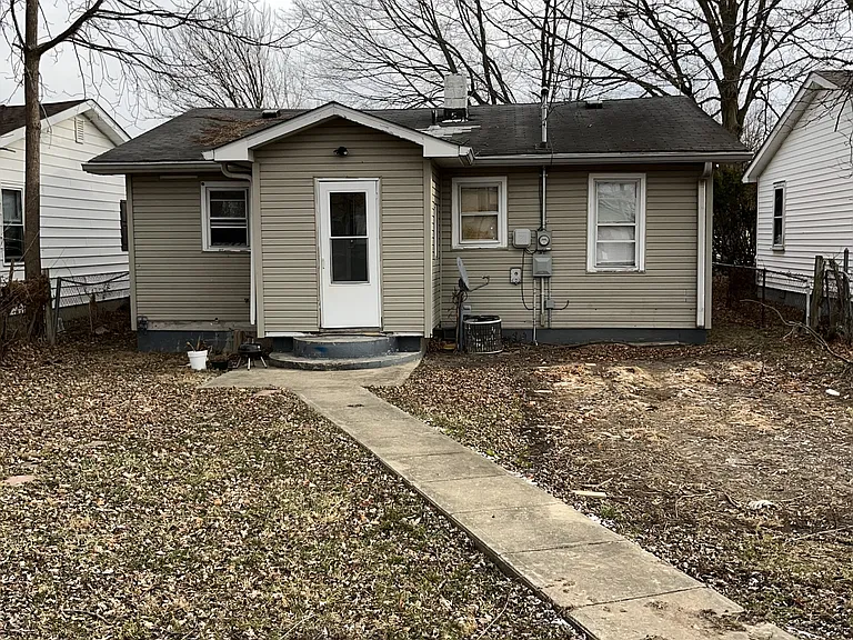 4025 Brown St — Photo 10