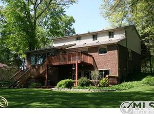 12484 Pamela Ct, Hartland, MI