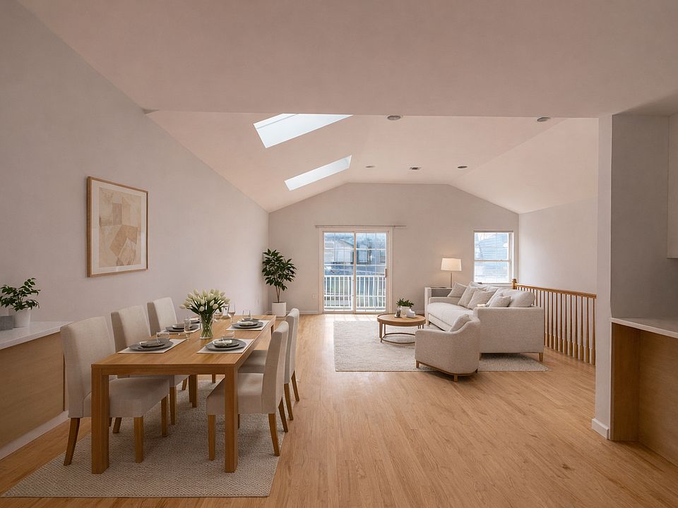 1st image of 36 Graham St Floor 2