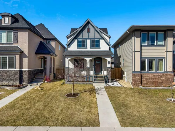 432 N Marquis Hts SE, Calgary, AB T3M 1V1