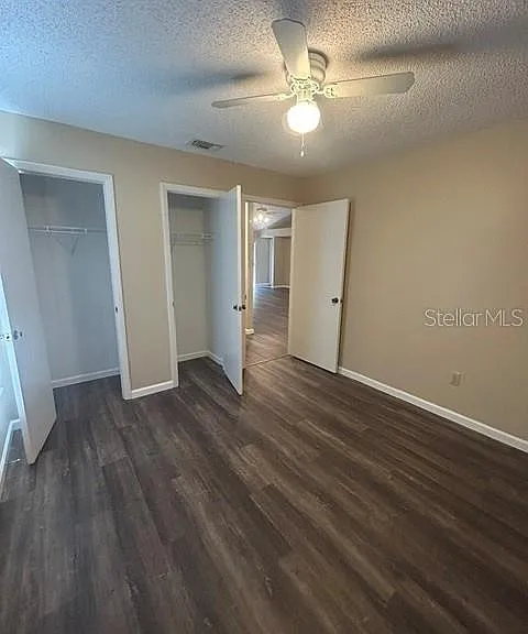 563 Holbrook Cir — Photo 11