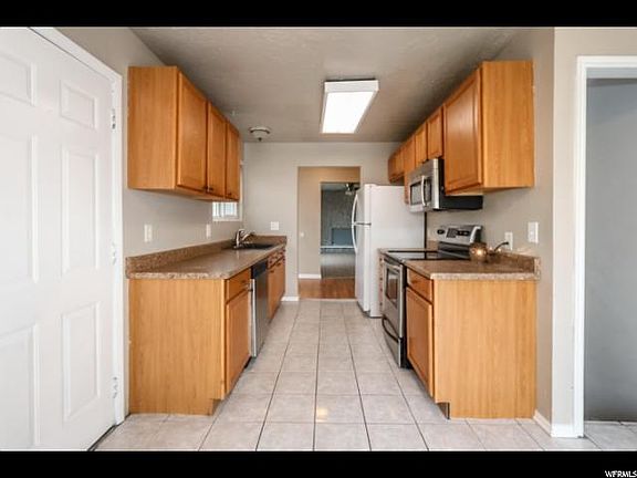 5th image of 2523 W Sharron Dr