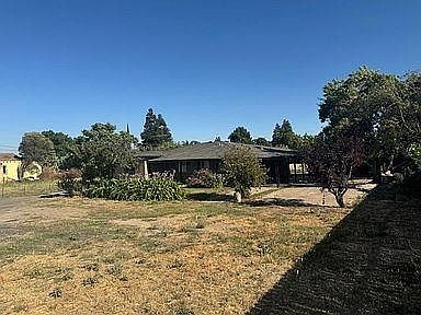 1st image of 2960 Rocky Ln