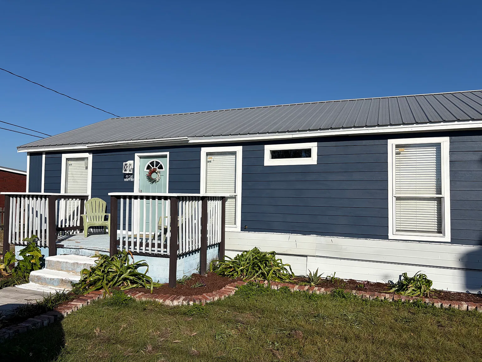 3 bed, 1025 sqft, $1,850 — Photo 1