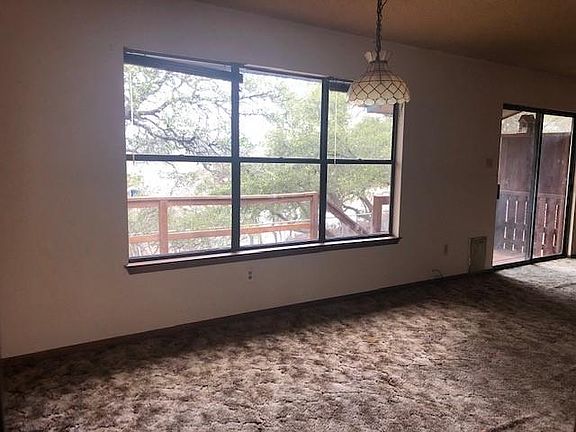 3rd image of 1320 County Road 133