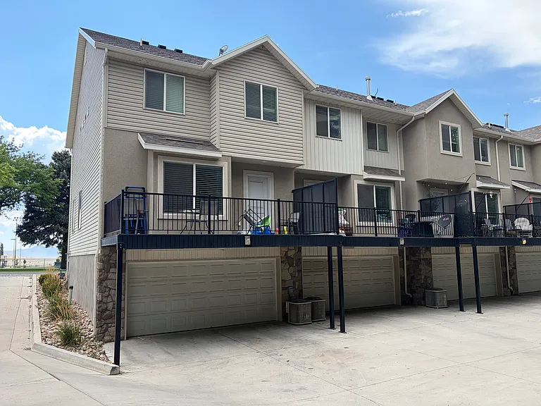 179 S 300 W — Photo 15