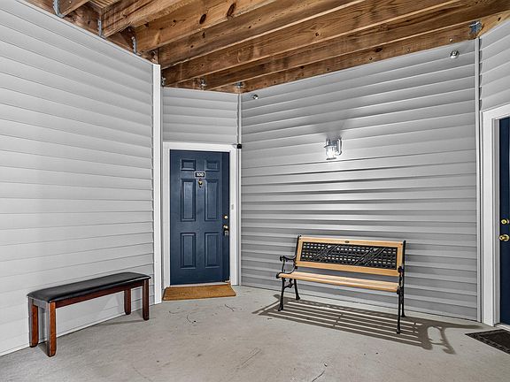 3rd image of 46606 Drysdale Ter Unit 100