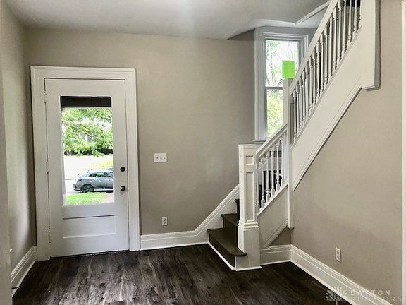 4th image of 32 Oxford Ave #34