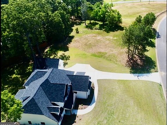 5th image of 101 Bonnie Lynn Ln