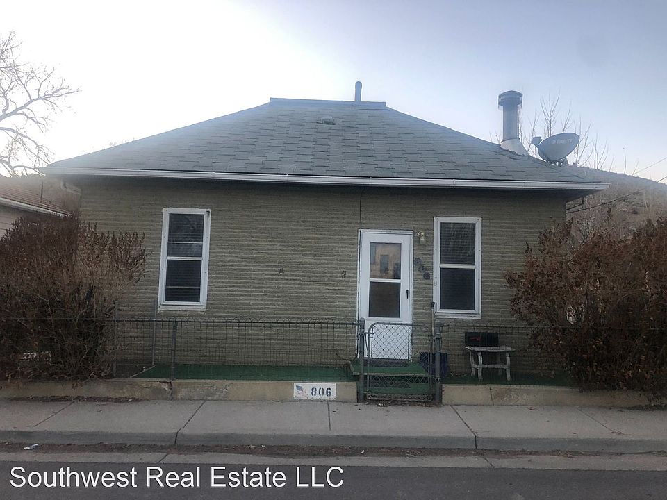 1st image of 806 West St