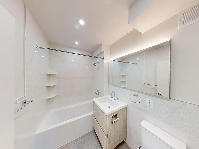 284 Mott St #2F — Photo 8