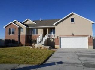 2638 W 2675 N, Farr West, UT 84404