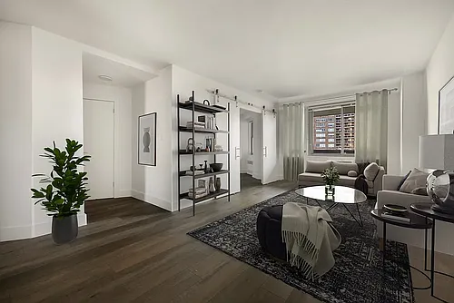 10420 Queens Blvd Photo 1