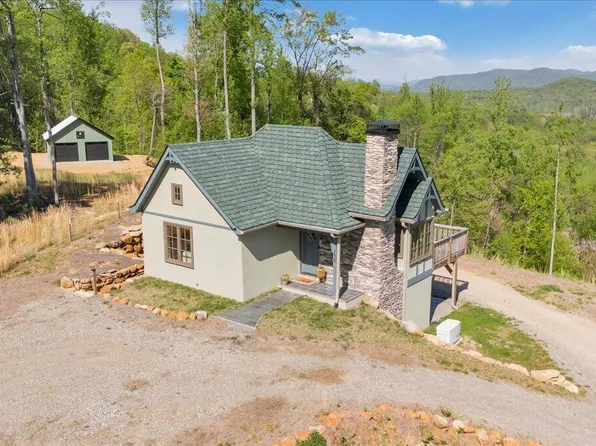175 Hayden Mountain Rd, Boones Mill, VA 24065