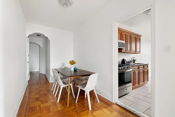 Sold by Compass | media 3