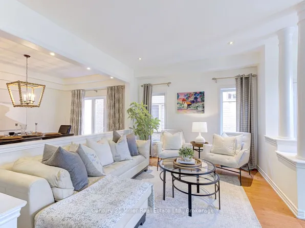 2301 Hertfordshire Way, Oakville, ON L6H 7M5