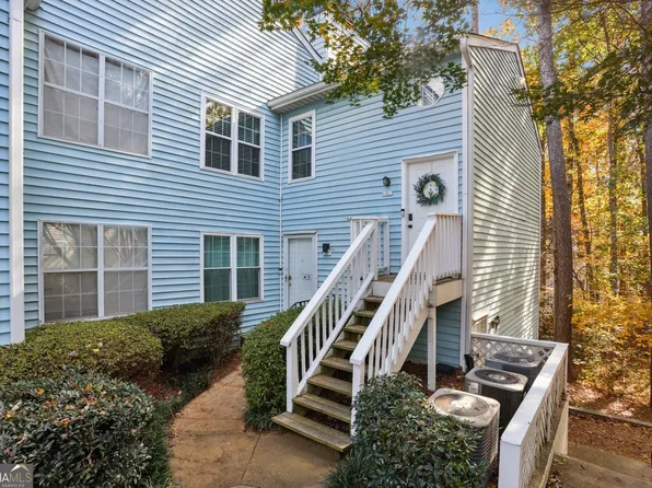 408 Glenleaf Dr, Peachtree Corners, GA 30092